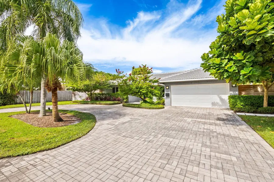 3011 NE 51st Street, Lighthouse Point, FL 33064 - Image #2