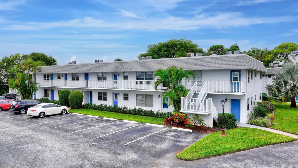 2929 SE Ocean Boulevard #117-7, Stuart, FL 34996 - Image #1