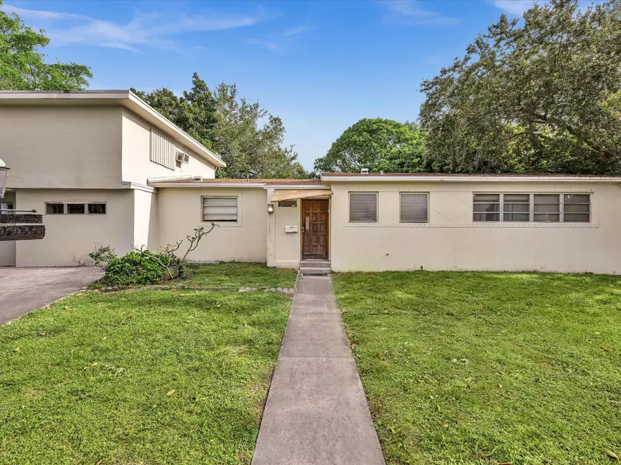 20035 NE 14th Court, North Miami Beach, FL 33179 - Image #3