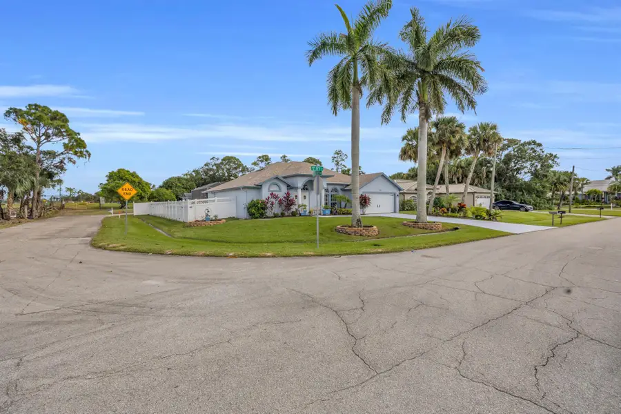 1601 SW Ivy Street, Port Saint Lucie, FL 34987 - Image #2