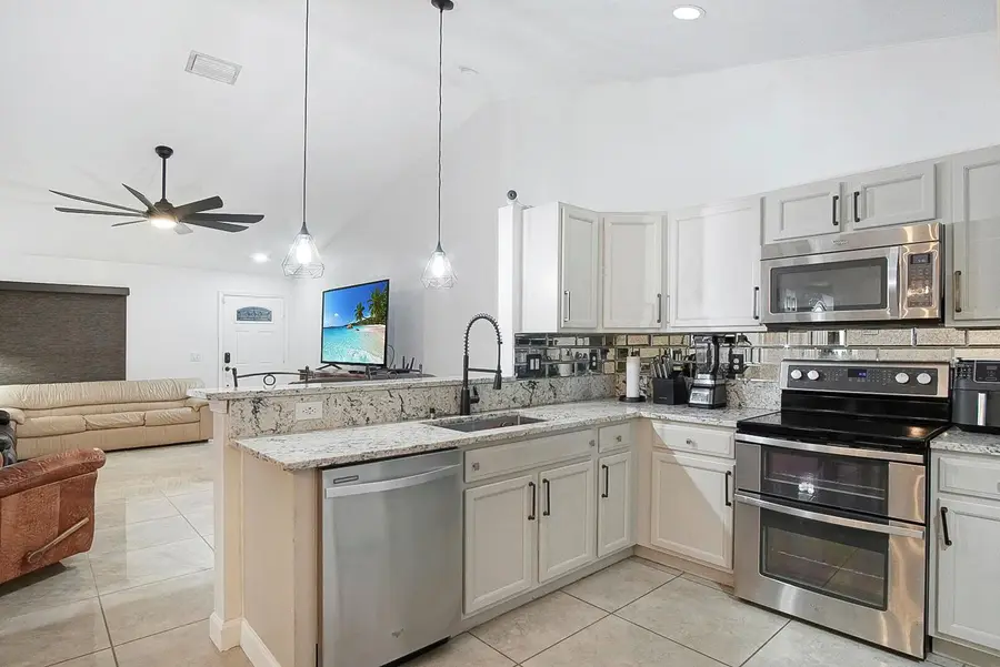 1682 SW Lofgren Avenue, Port Saint Lucie, FL 34953 - Image #3