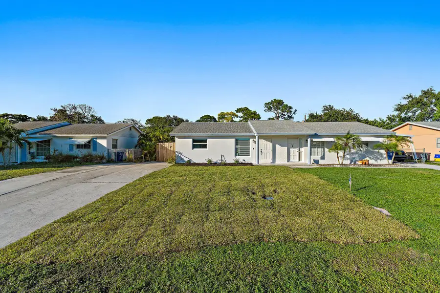 1015 Riverwood Lane, Jupiter, FL 33458 - Image #2