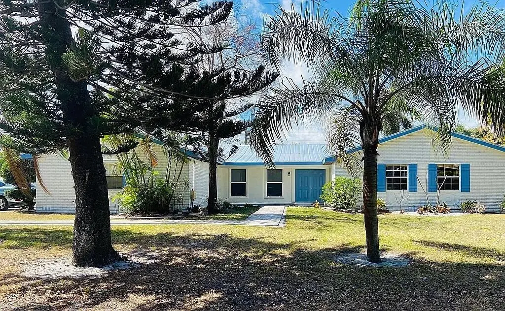 296 SE Wentworth Drive, Stuart, FL 34996 - Image #1