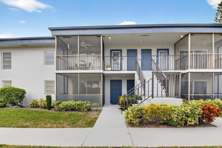 7547 S Oriole Boulevard #101, Delray Beach, FL 33446 - Image #2