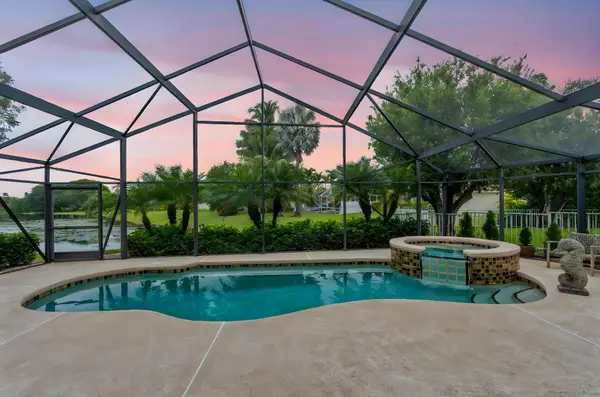 1601 Lakefield N Court, Wellington, FL 33414