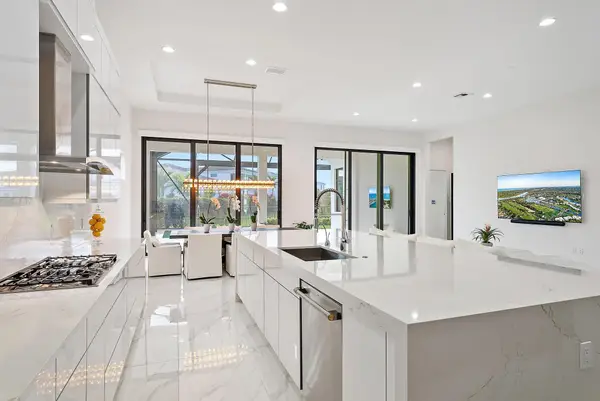 13159 Artisan Circle, Palm Beach Gardens, FL 33418