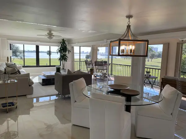 1660 Twelve Oaks Way #201, North Palm Beach, FL 33408