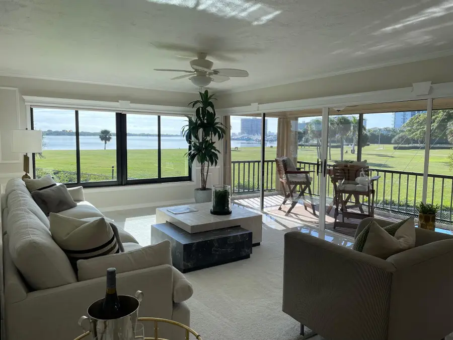 1660 Twelve Oaks Way #201, North Palm Beach, FL 33408 - Image #3