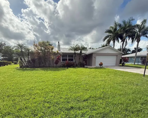 560 SW Harbor Street, Stuart, FL 34997