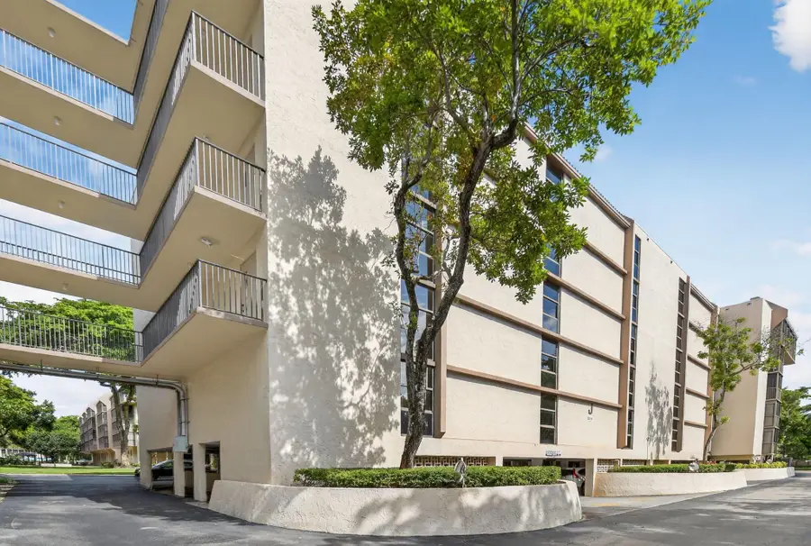 2816 N 46th Avenue #J682, Hollywood, FL 33021 - Image #2