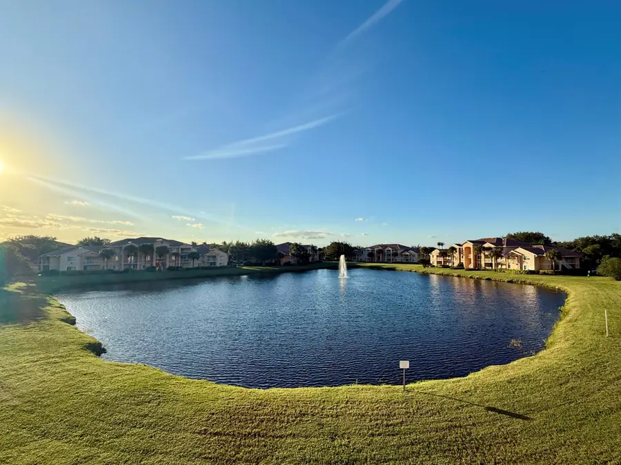 271 SW Palm Drive #304, Port Saint Lucie, FL 34986 - Image #2