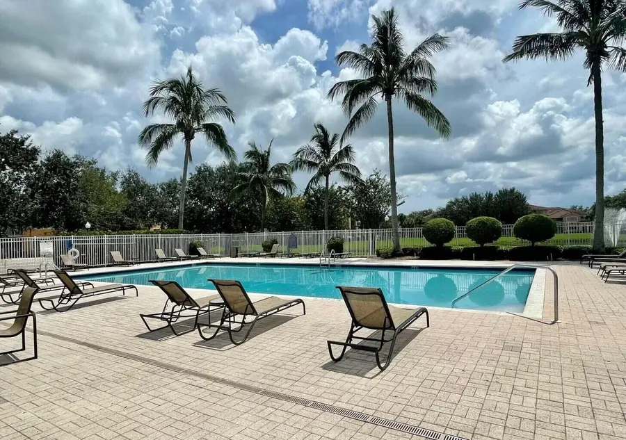 271 SW Palm Drive #304, Port Saint Lucie, FL 34986 - Image #3