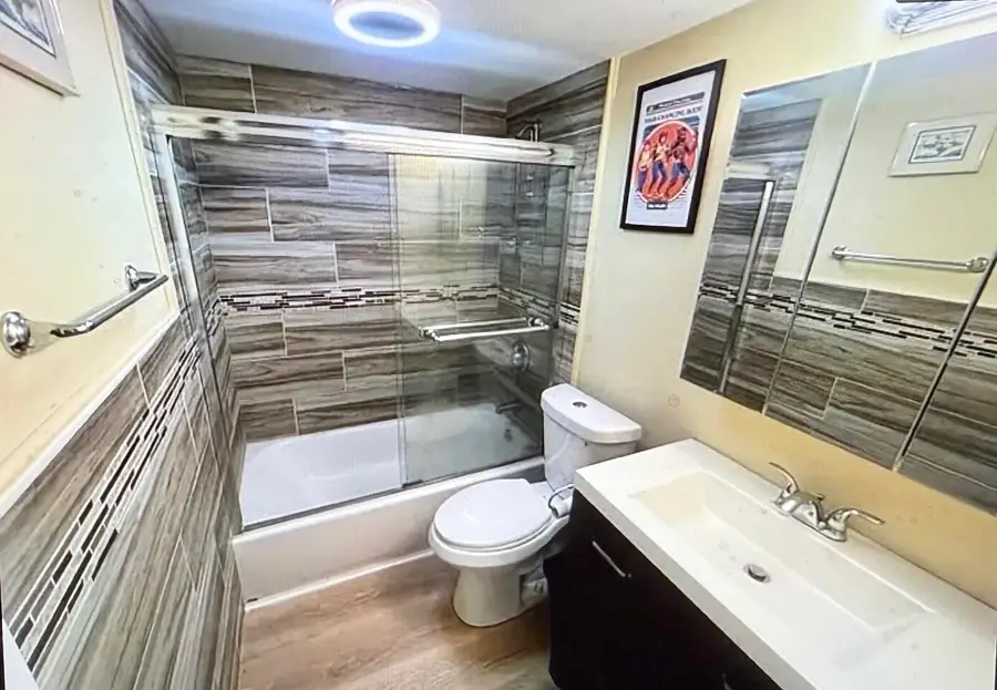 5314 NE 6th Avenue #F20, Oakland Park, FL 33334 - Image #2