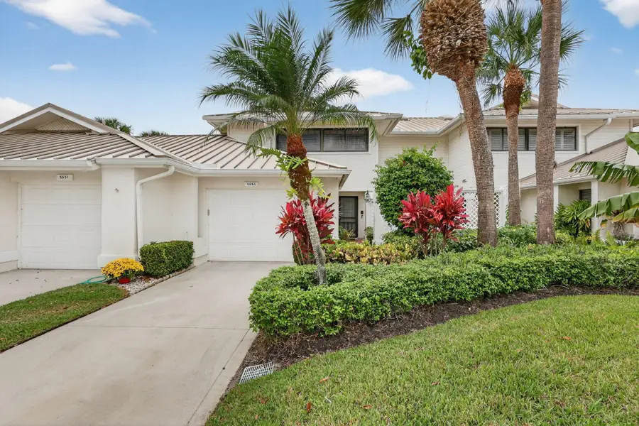 5650 SE Foxcross Place, Stuart, FL 34997 - Image #2