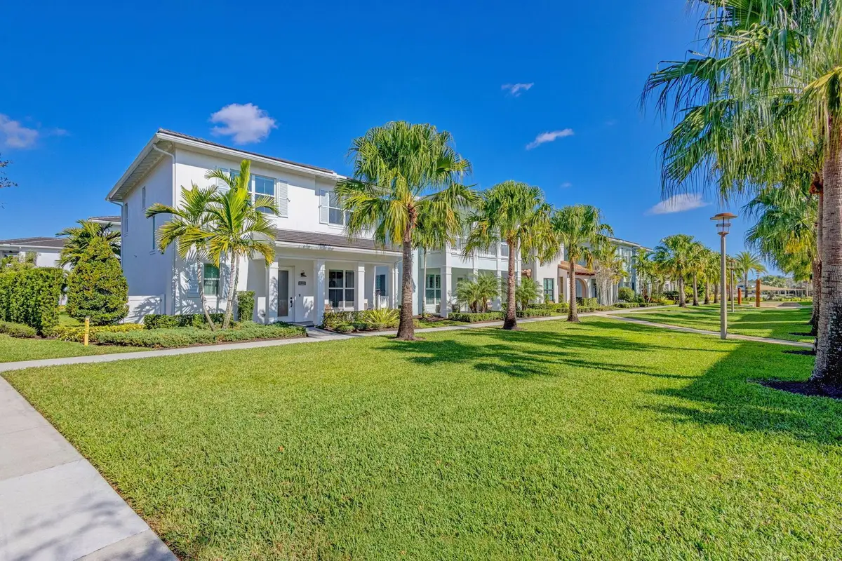 13325 Machiavelli Way, Palm Beach Gardens, FL 33418 - Image #1