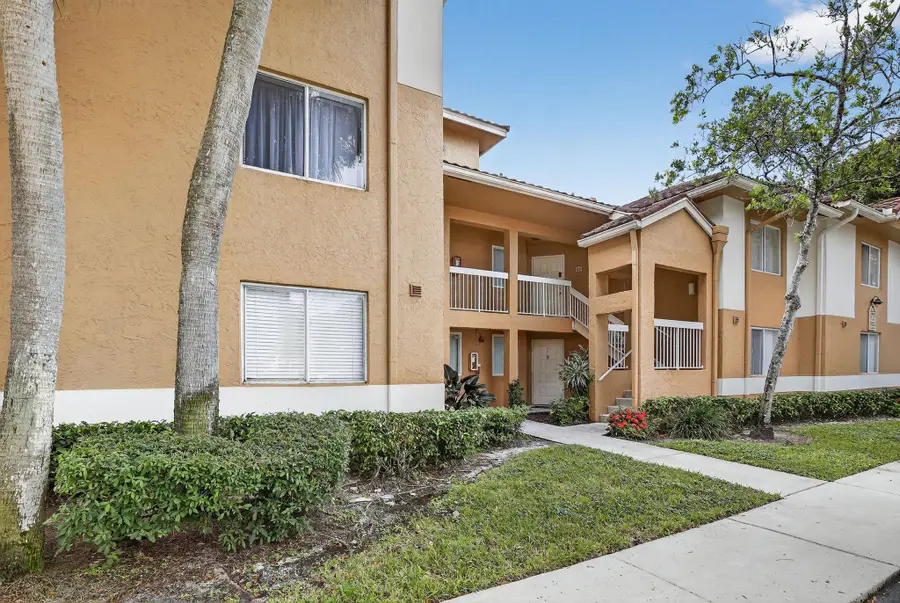 832 NW 92nd Avenue, Plantation, FL 33324 - Image #3