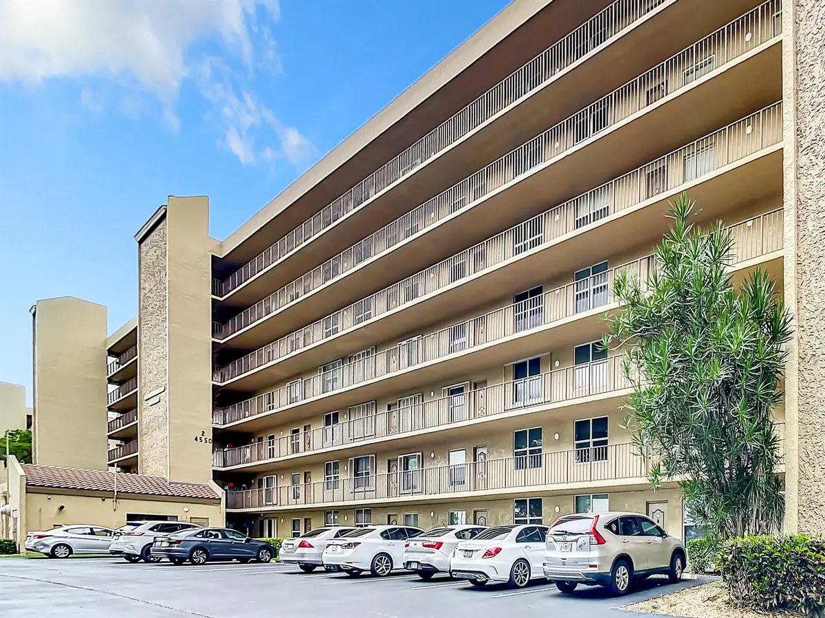 4550 NW 18th Avenue #707, Deerfield Beach, FL 33064 - Image #1
