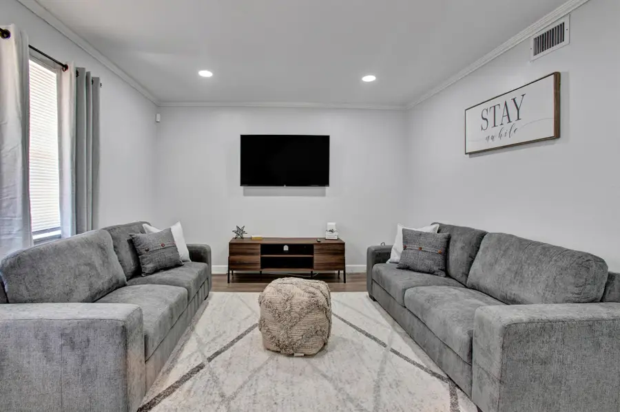 429 Silver Beach Road, Lake Park, FL 33403 - Image #2