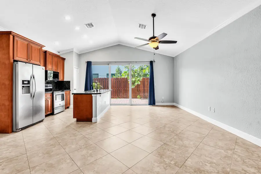 3113 Shelby Way, Lake Worth Beach, FL 33461 - Image #2