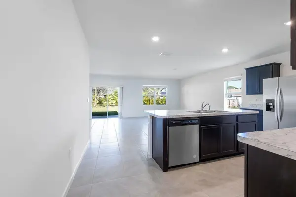 6243 NW Kukui Court, Port St Lucie, FL 34983