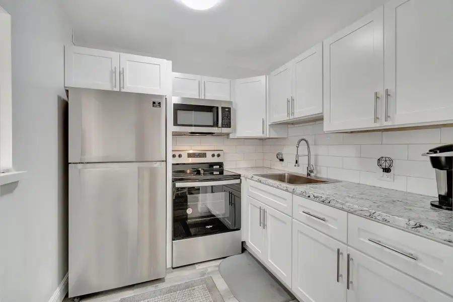 566 Mansfield N, Boca Raton, FL 33434 - Image #2