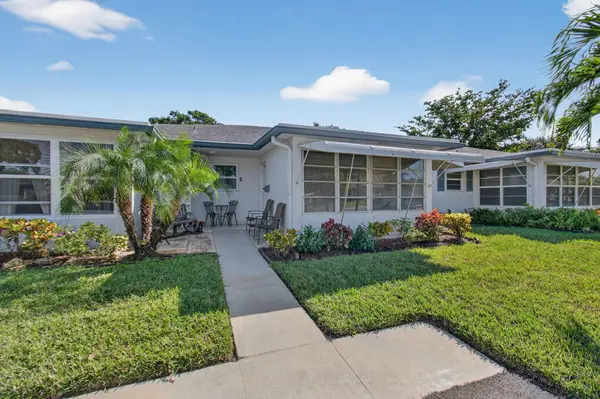 1225 Club Drive W #B, Delray Beach, FL 33445