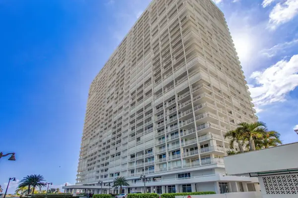 2200 S Ocean Lane #806, Fort Lauderdale, FL 33316