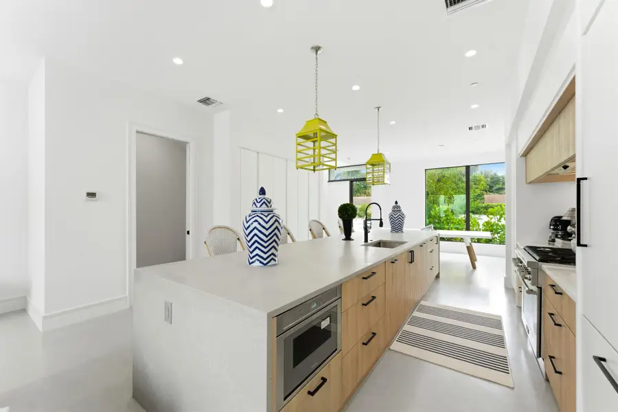 1959 Dock Street, West Palm Beach, FL 33401 - Image #2