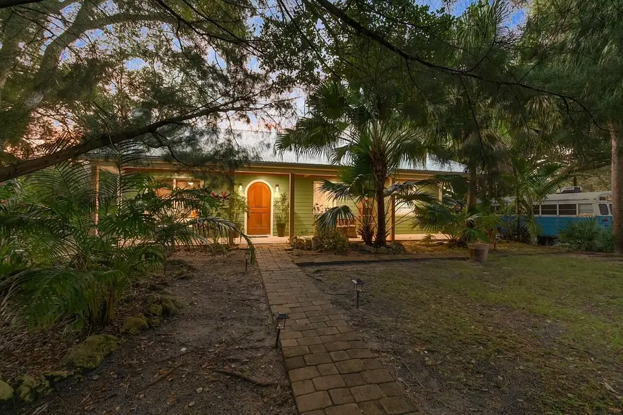 8325 100th Avenue, Vero Beach, FL 32967 - Image #3