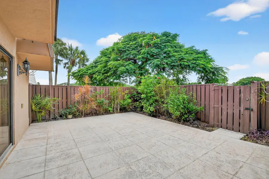 5033 50 Way, West Palm Beach, FL 33409 - Image #2