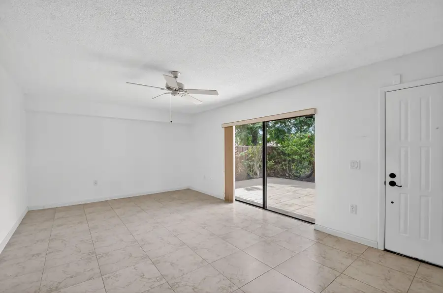 5033 50 Way, West Palm Beach, FL 33409 - Image #3