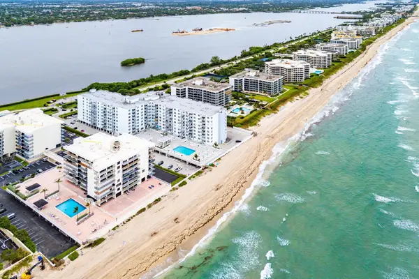 3450 Ocean Boulevard #1110, Palm Beach, FL 33480