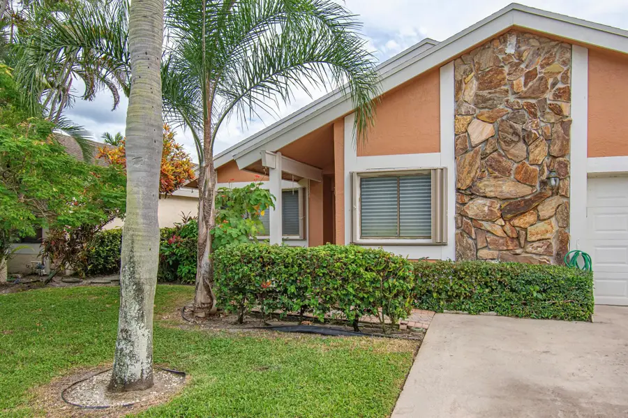 7566 Martinique Boulevard, Boca Raton, FL 33433 - Image #2