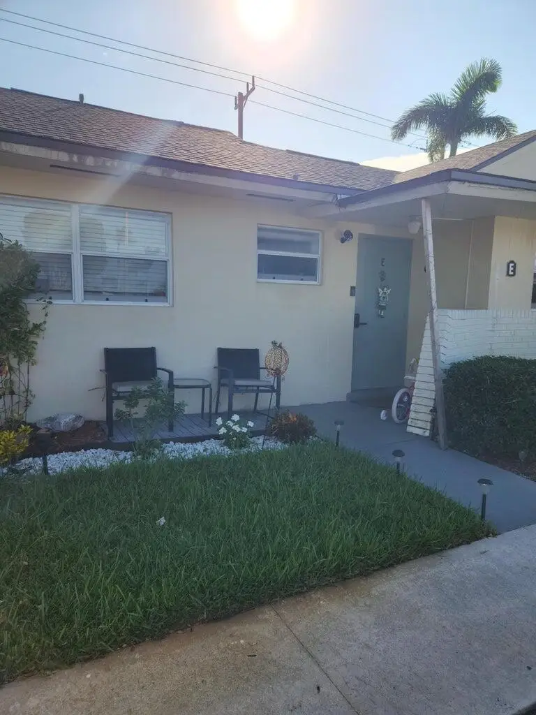 2790 E Ashley Drive E #E, West Palm Beach, FL 33415 - Image #1