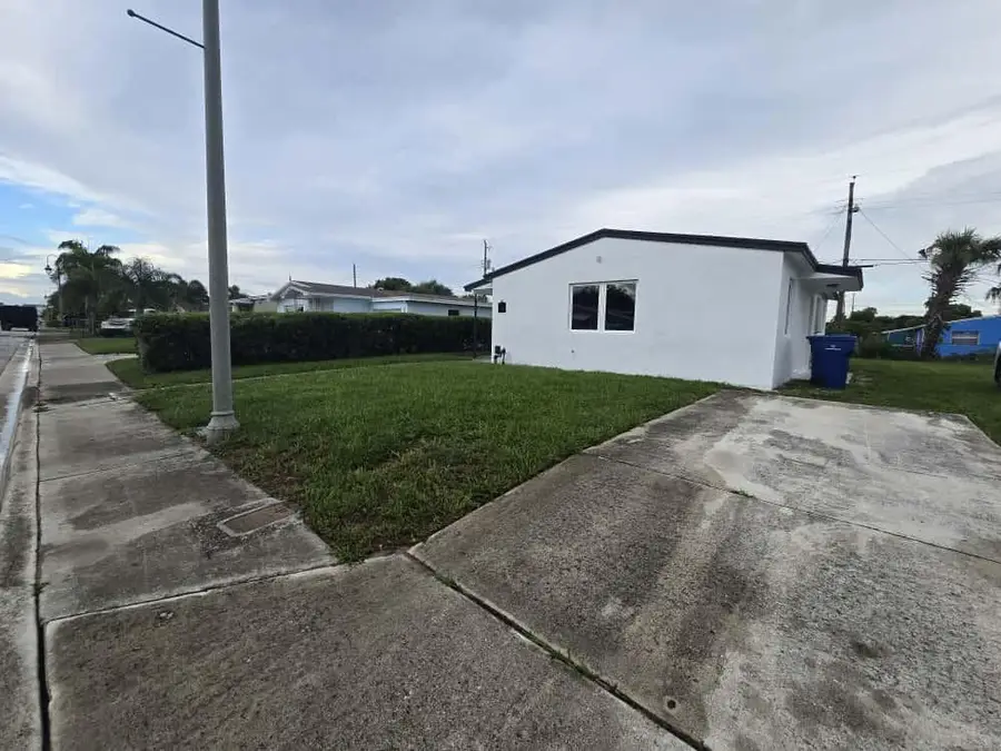 1151 W 4th Street, Riviera Beach, FL 33404 - Image #3
