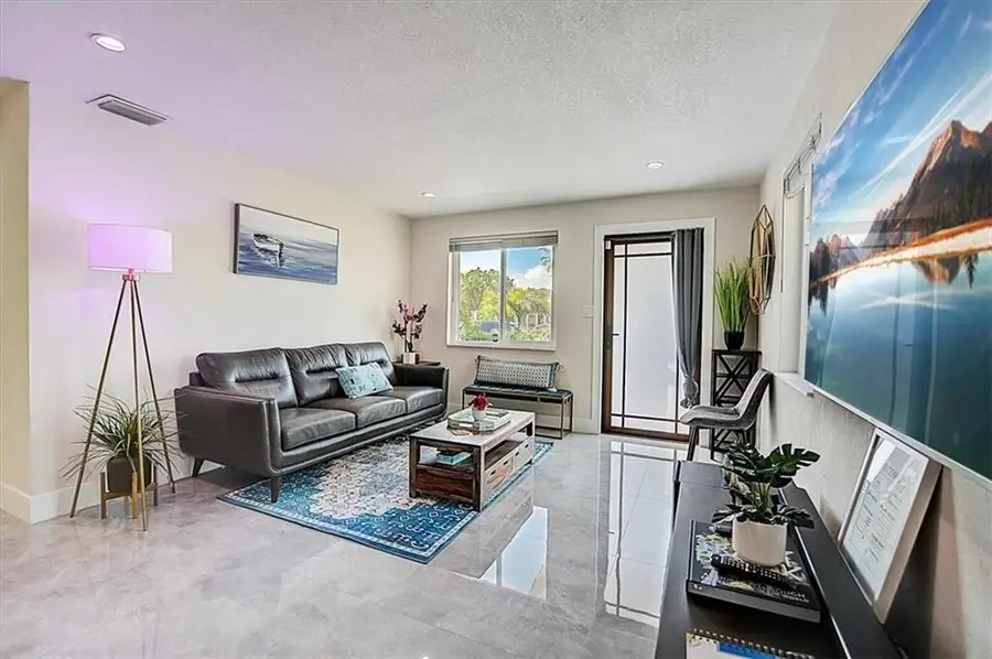 831 NE 58th Street, Oakland Park, FL 33334 - Image #3