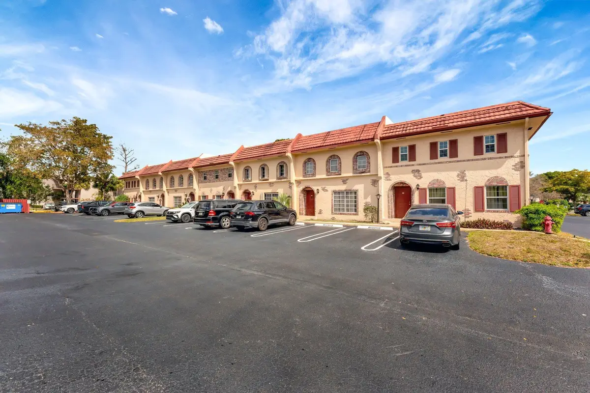 3058 Riverside Drive #D7, Coral Springs, FL 33065 - Image #1