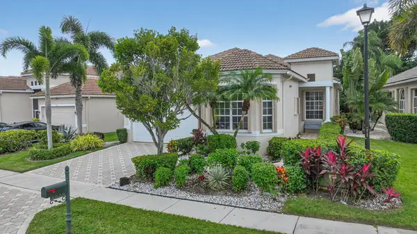 6942 Fairway Lakes Drive, Boynton Beach, FL 33472