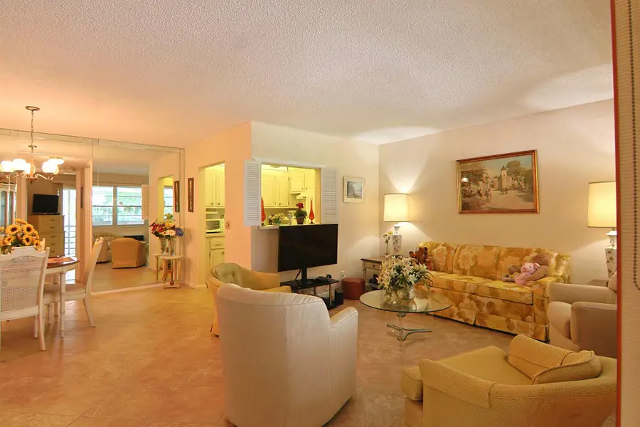 29 Richmond D, Deerfield Beach, FL 33442 - Image #2