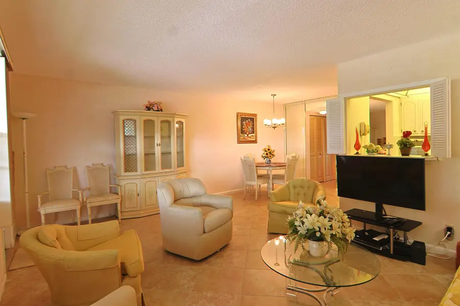 29 Richmond D, Deerfield Beach, FL 33442 - Image #3