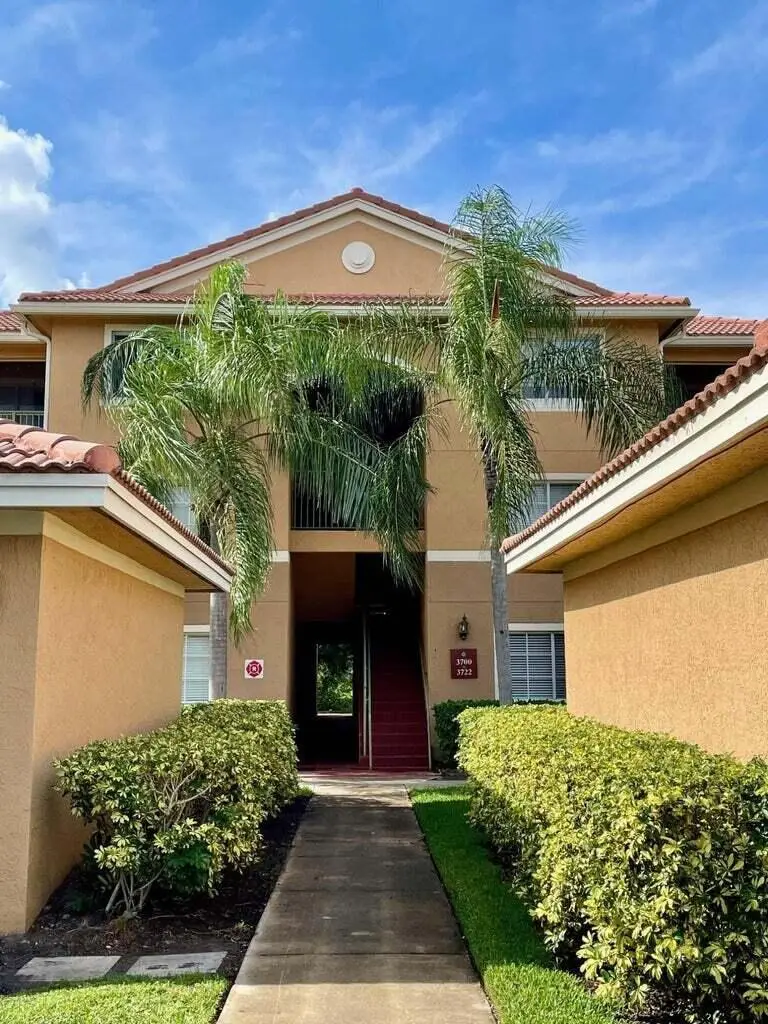 3718 NW Adriatic Lane #302, Jensen Beach, FL 34957 - Image #2