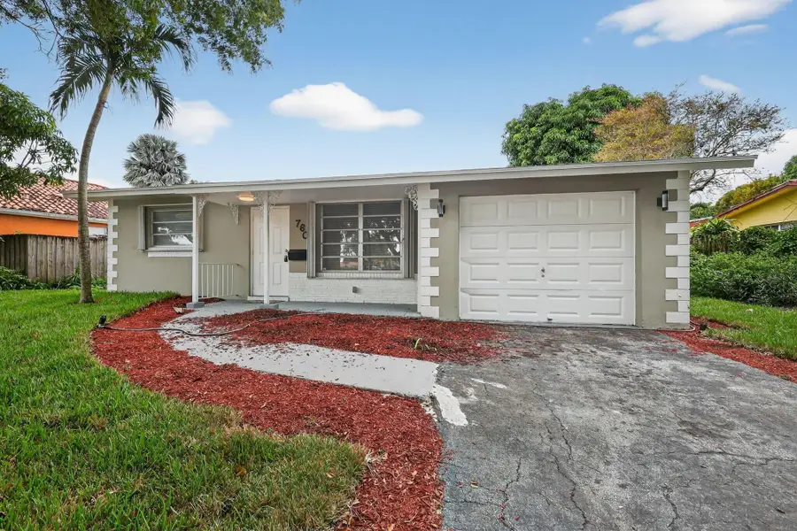 760 SW 64th Way, Pembroke Pines, FL 33023 - Image #3