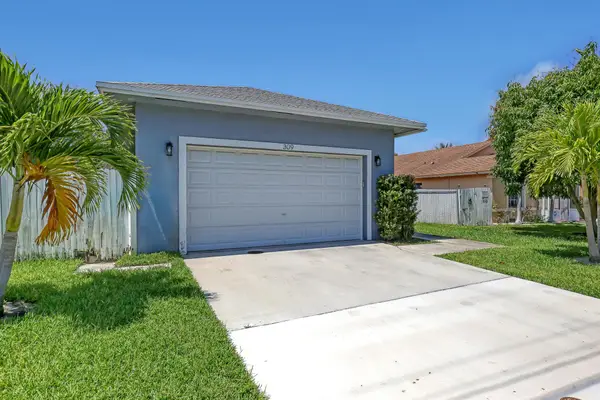 309 NE 11th Avenue, Boynton Beach, FL 33435