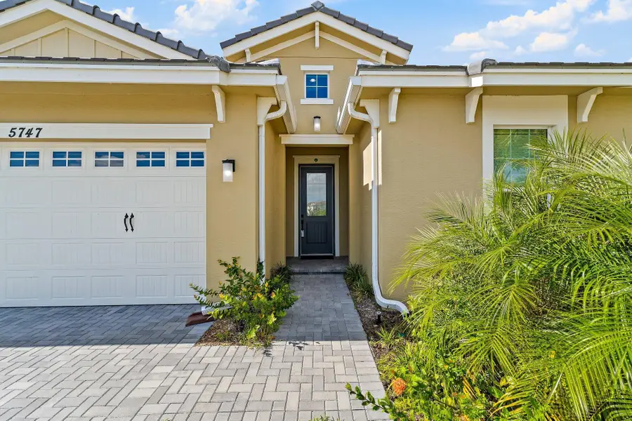 5747 Shore Pine Place, Westlake, FL 33470 - Image #2