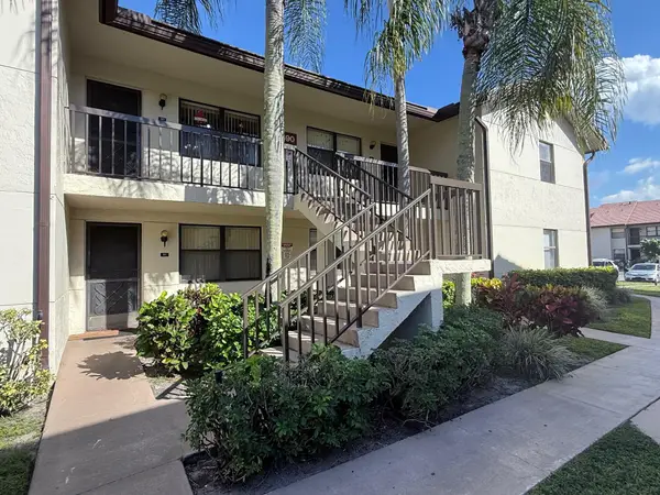 7690 Tahiti Lane #202, Lake Worth, FL 33467