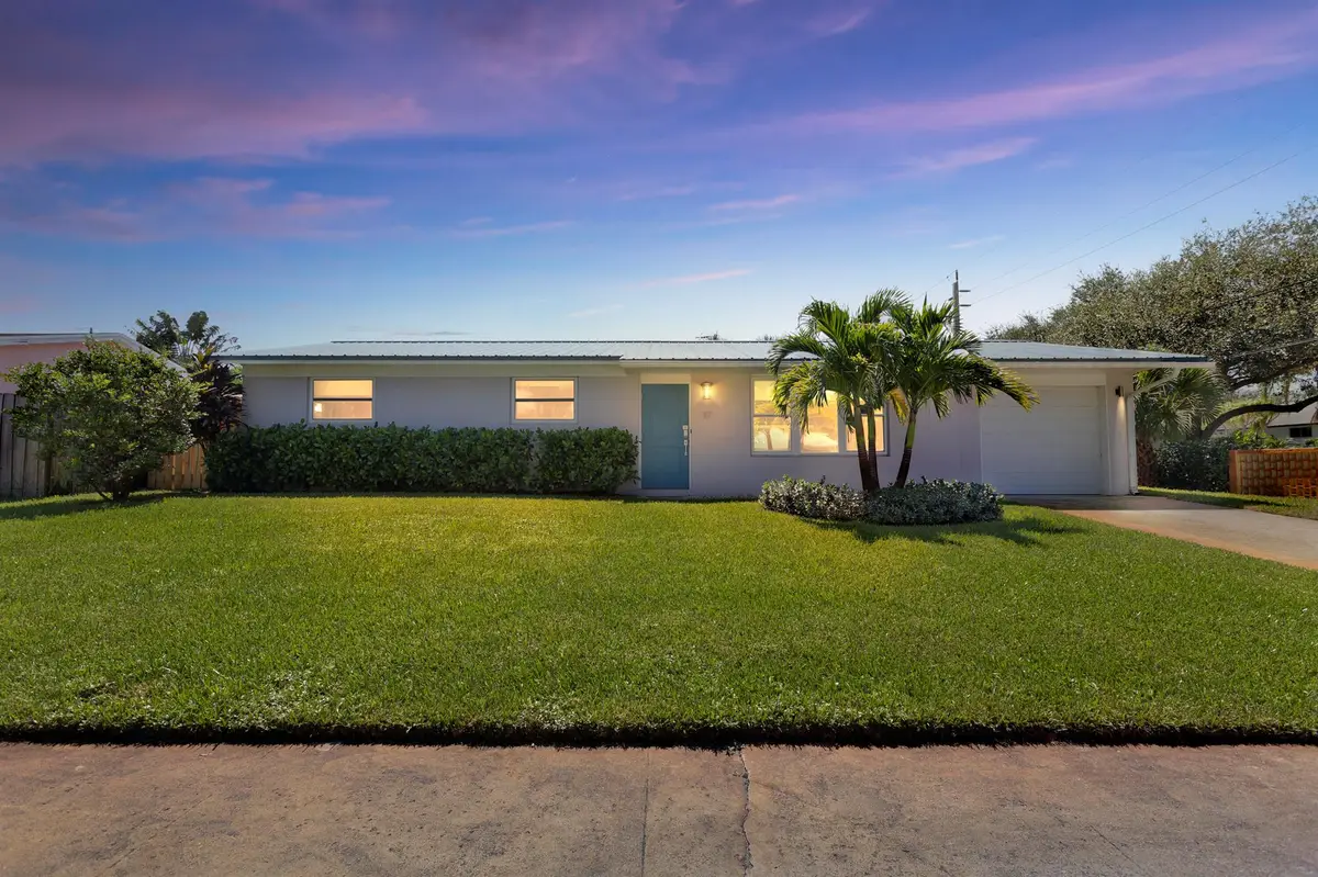 47 Ridgewood Circle, Tequesta, FL 33469 - Image #1