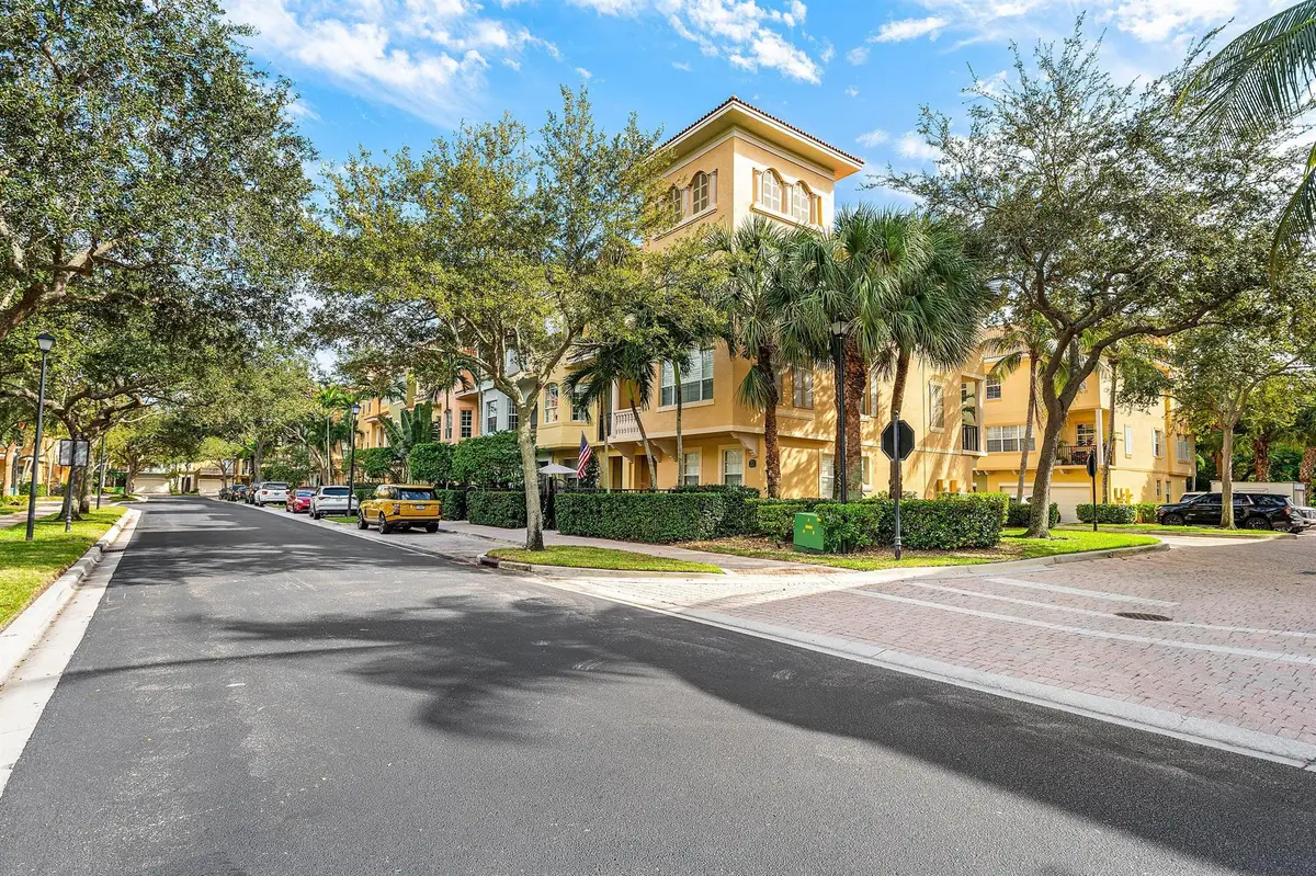 2446 San Pietro Circle, Palm Beach Gardens, FL 33410 - Image #1