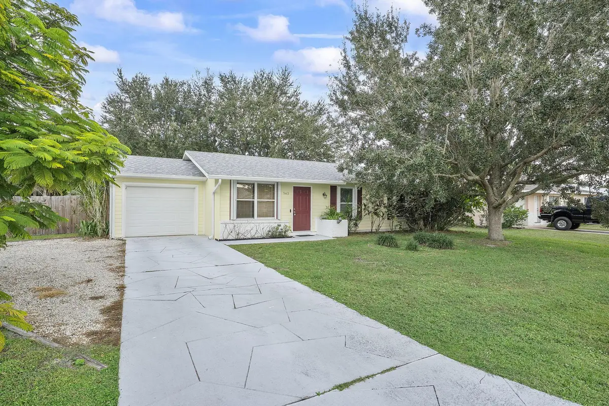 943 SE Odonnell Lane, Port Saint Lucie, FL 34983 - Image #1