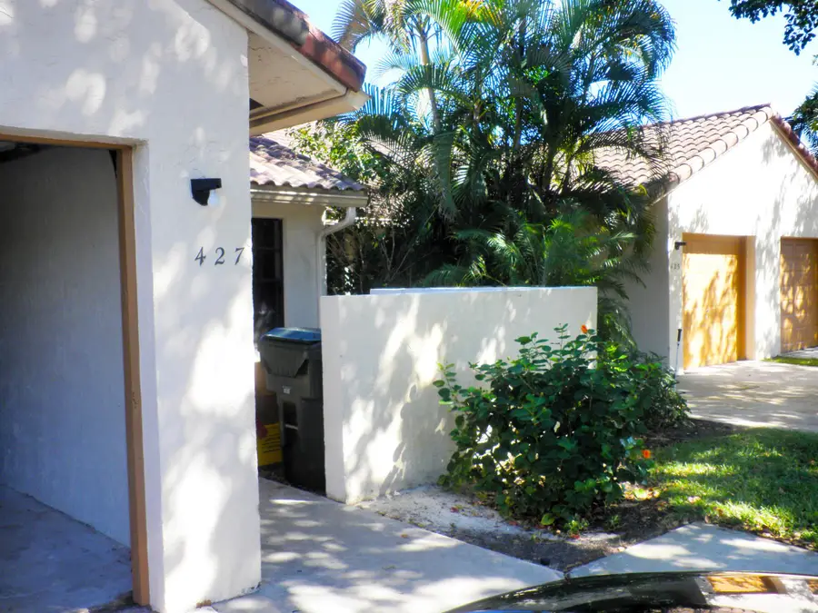 427 Cottonwood Place, Boca Raton, FL 33431 - Image #2