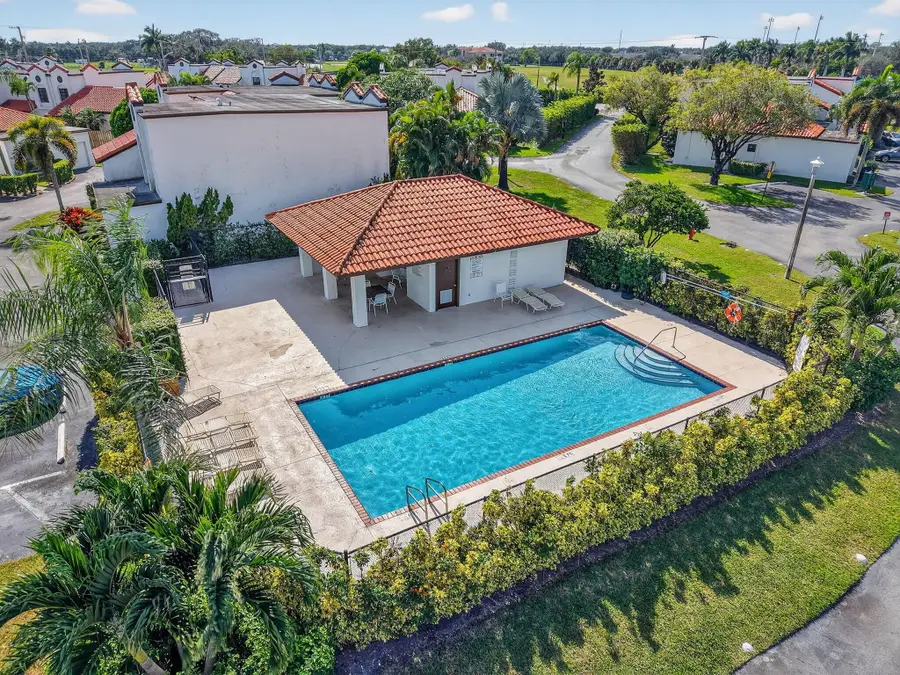 13534 Fountain View Boulevard, Wellington, FL 33414 - Image #3